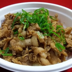 オム焼肉丼そば